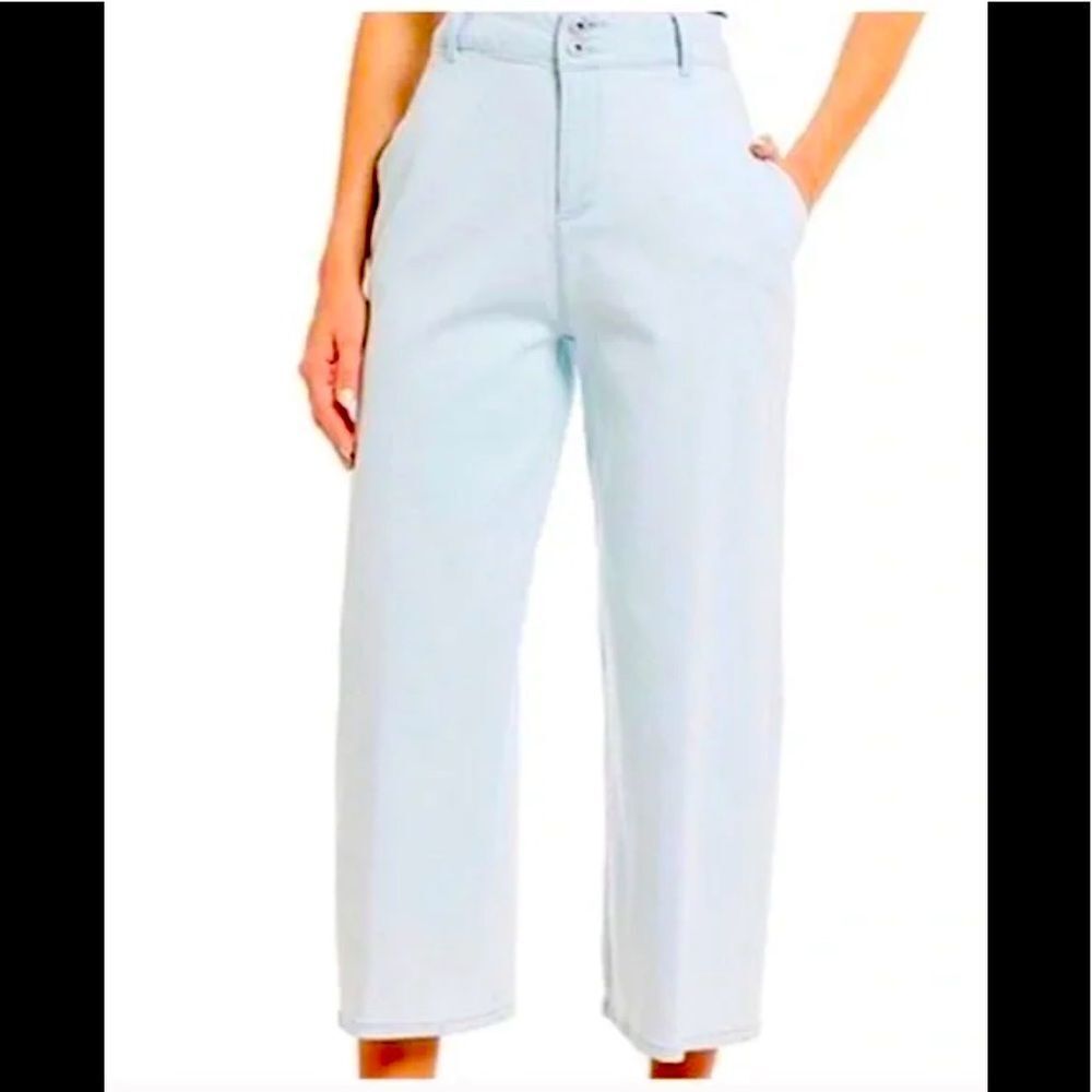 A LOVES A wide leg cropped jeans in light blue